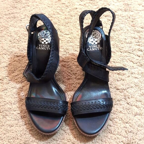 NWOT Vince Camuto Ivanta Wedge Sandal, Black 8 - Picture 1 of 7